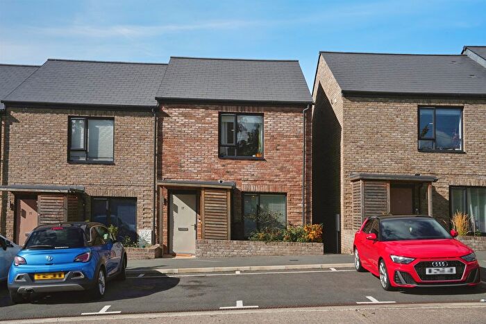 2 Bedroom End Terrace House For Sale In Constable Road, Bristol, BS7