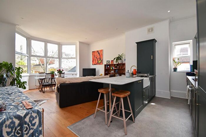2 Bedroom Flat To Rent In Chapel Park Road, St. Leonards-On-Sea, TN37