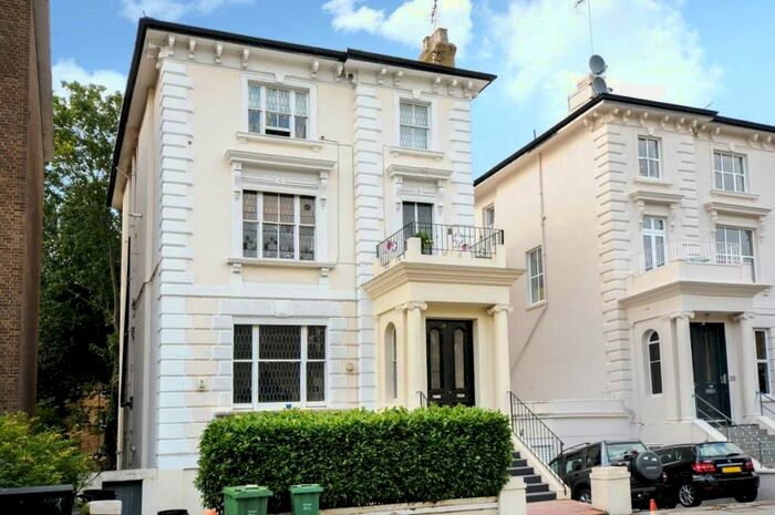 Apartment To Rent In Buckland Crescent, Belsize Park, London, NW3