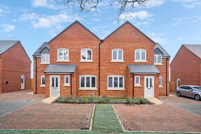 4 Bedroom Semi Detached House For Sale In Station Road, Quainton, HP22