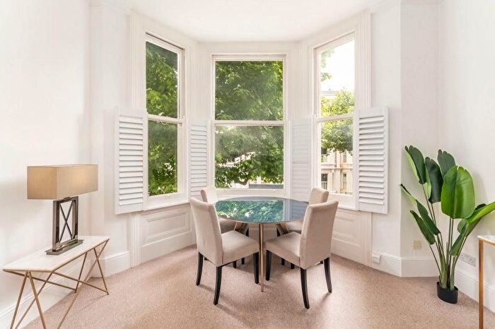 2 Bedroom Flat To Rent In Philbeach Gardens, London, SW5
