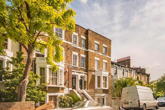 2 Bedroom Flat To Rent In Farleigh Road, London, N16