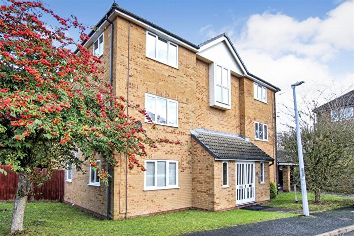 2 Bedroom Flat For Sale In Impala Drive, Cambridge, CB1