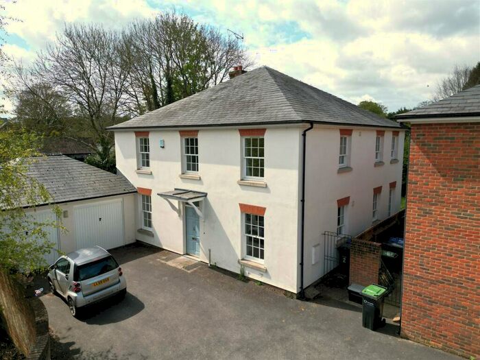 4 Bedroom Detached House To Rent In Manor Garden, Durrington, Salisbury, SP4