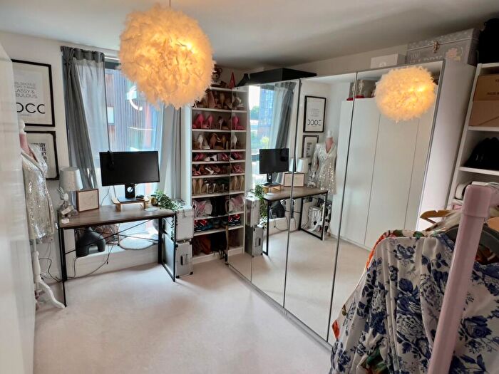 3 Bedroom Apartment For Sale In The Winerack, Ipswich Waterfront, IP4