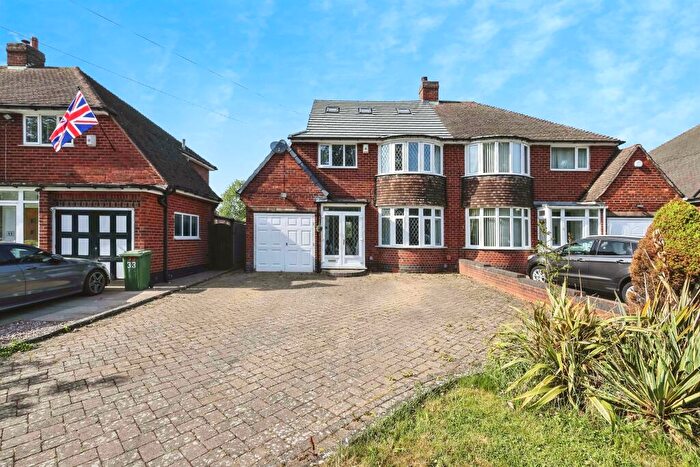 4 Bedroom Semi-Detached House For Sale In Green Lane, Castle Bromwich, Birmingham, B36