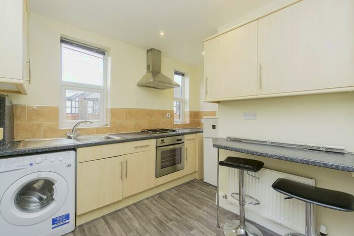 2 Bedroom Apartment To Rent In Crosby Road North, Liverpool, Merseyside, L22