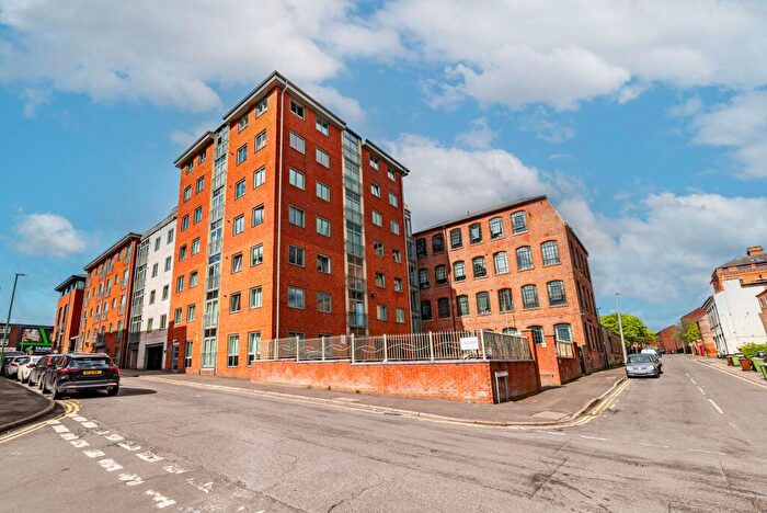 2 Bedroom Flat For Sale In Raleigh Square, Raleigh Street, NG7