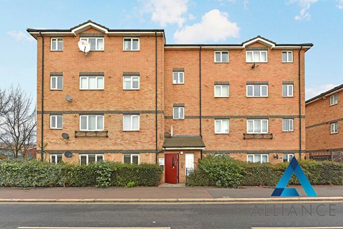 2 Bedroom Flat For Sale In Royal Connaught Apartments, Connaught Road, London, E16