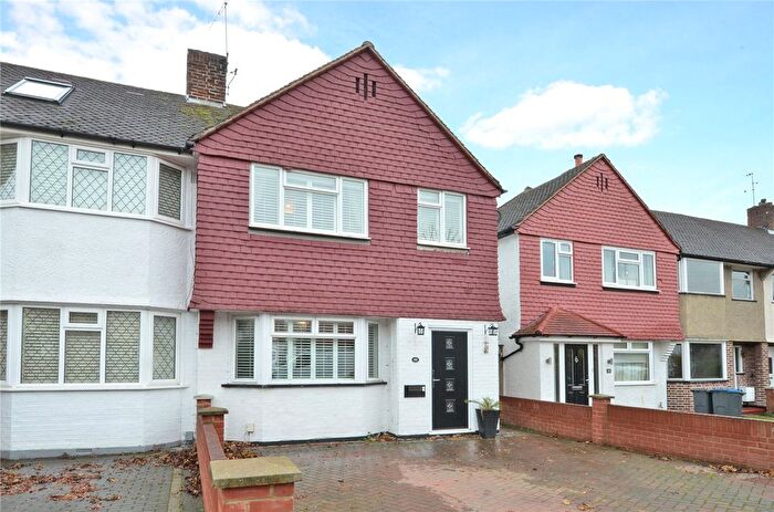 3 Bedroom End Of Terrace House To Rent In Pembury Avenue, Worcester Park, KT4