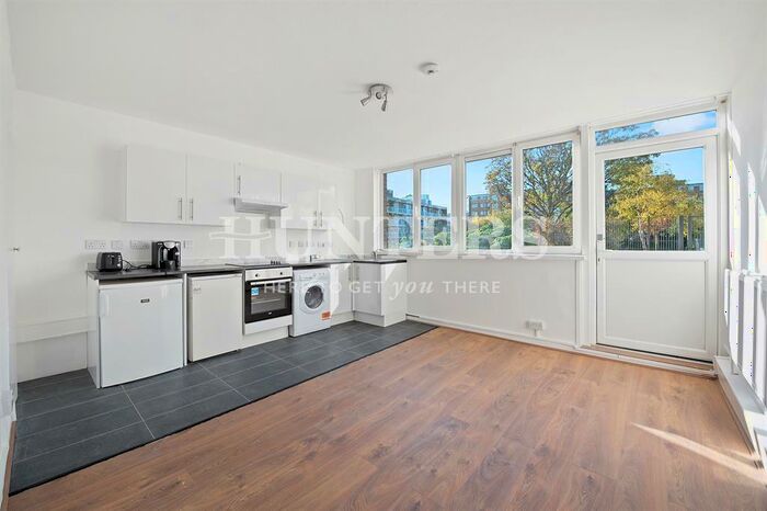 4 Bedroom Maisonette To Rent In Buckland Court, St. John's Estate, London, N1