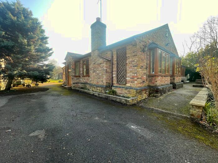 3 Bedroom Detached House To Rent In Cherry Tree Lane, Iver, SL0