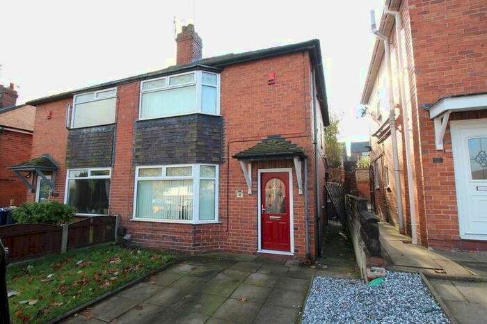 2 Bedroom Semi-Detached House To Rent In Cedar Avenue, Talke, Stoke-on-trent, ST7