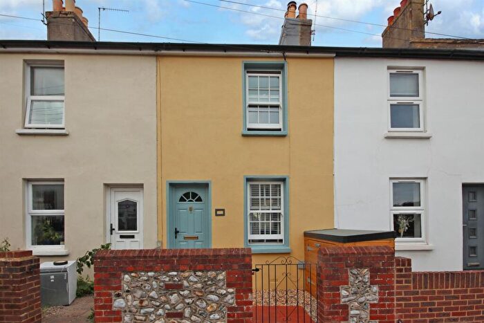 2 Bedroom Terraced House To Rent In Southfield Road, Worthing, BN14