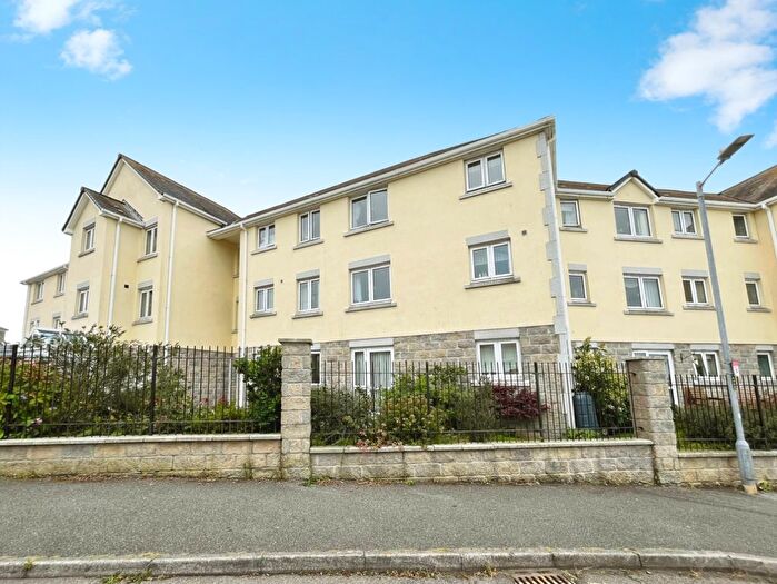 1 Bedroom Flat For Sale In Over 's Apartment, Camborne, TR14