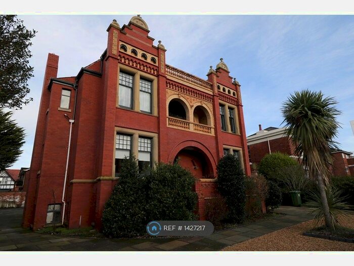 2 Bedroom Flat To Rent In Lord Street West, Southport, PR8