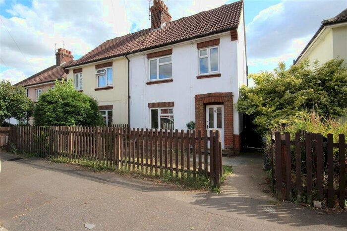 3 Bedroom Semi-Detached House To Rent In Chester Road, Peterborough, PE1