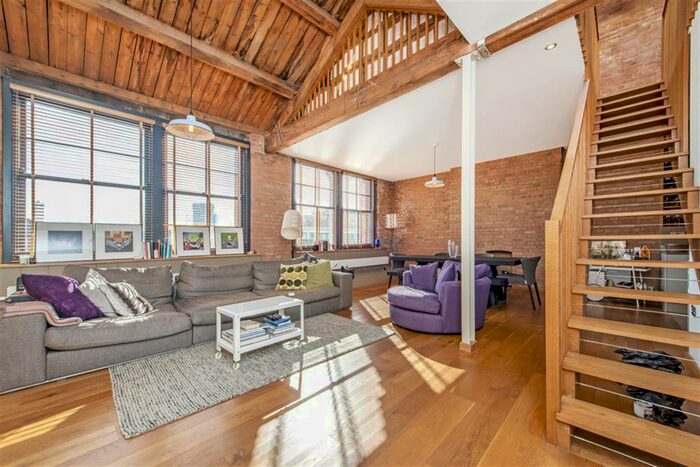 3 Bedroom Penthouse To Rent In Curtain Road, London, EC2A