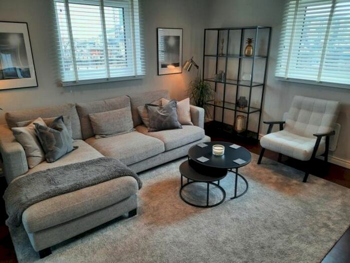 2 Bedroom Flat To Rent In Pocketts Wharf, Maritime Quarter, Swansea, SA1