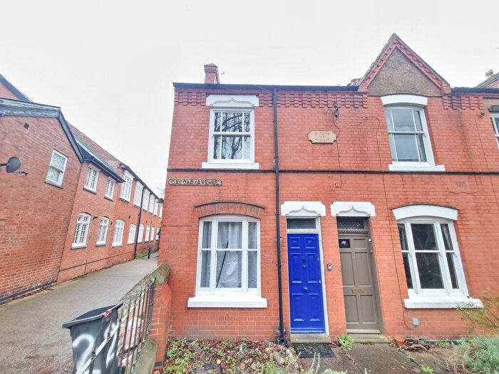 2 Bedroom Terraced House To Rent In Oxford Avenue, Leicester, LE2