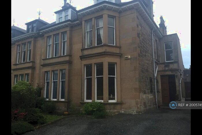 4 Bedroom Flat To Rent In Winton Drive, Glasgow, G12