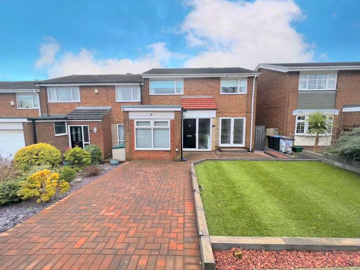 3 Bedroom End Of Terrace House To Rent In Elder Close, Broompark, Durham, DH7