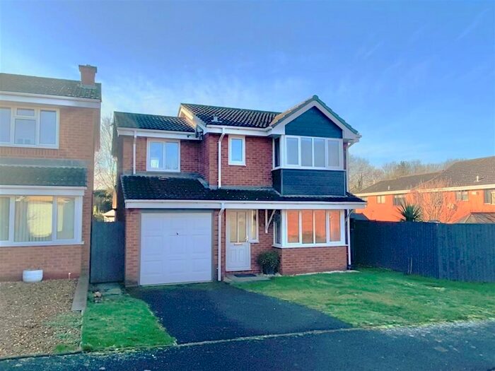 4 Bedroom Detached House To Rent In Greenfinch Close, Apley, Telford TF1