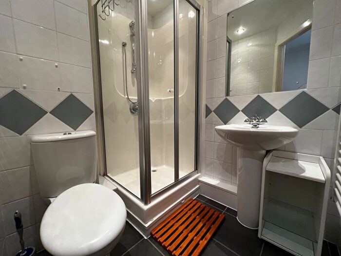 2 Bedroom Flat To Rent In Albion Street, Leeds, West Yorkshire, LS2