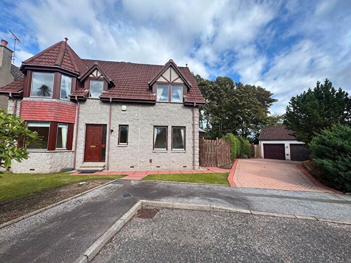 4 Bedroom Detached House To Rent In Macaulay Place, Airyhall, Aberdeen, AB15