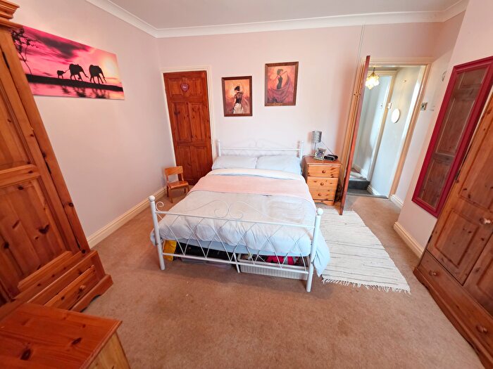 3 Bedroom Terraced House For Sale In Station Road, Walkeringham, DN10