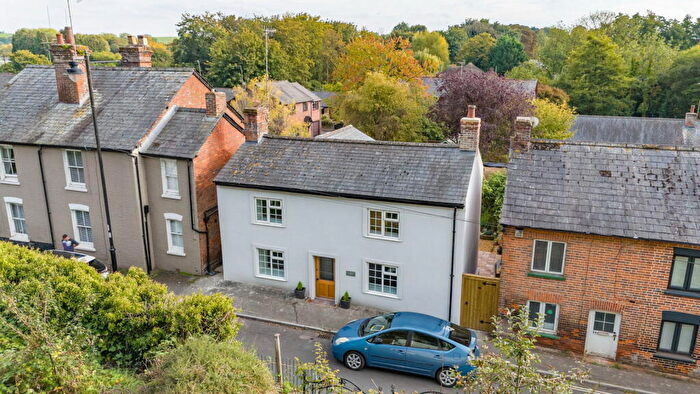 3 Bedroom Detached House For Sale In London Road, Whitchurch, RG28