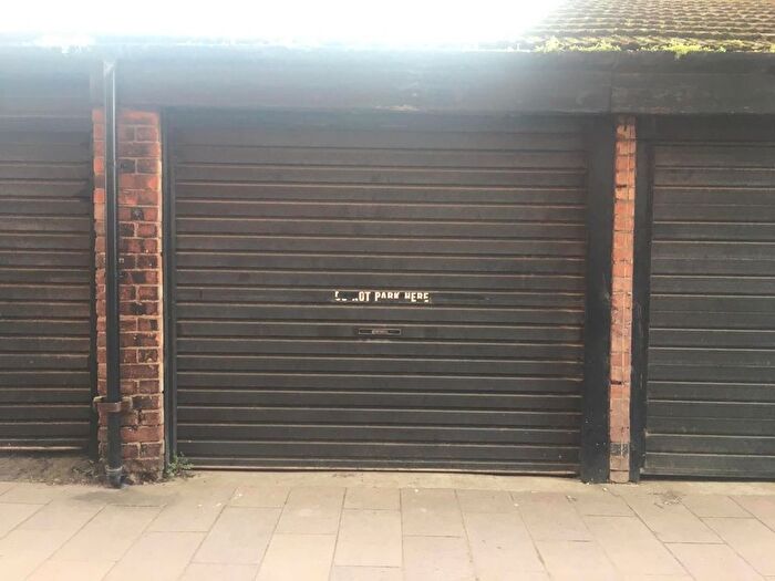 Garage / Parking To Rent In Talbot Lane, Leicester, LE1