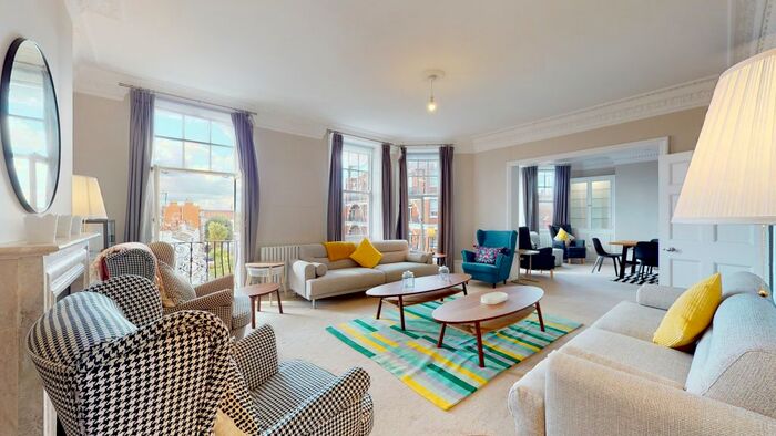 4 Bedroom Flat To Rent In Marloes Road, High Street Kensington, W8