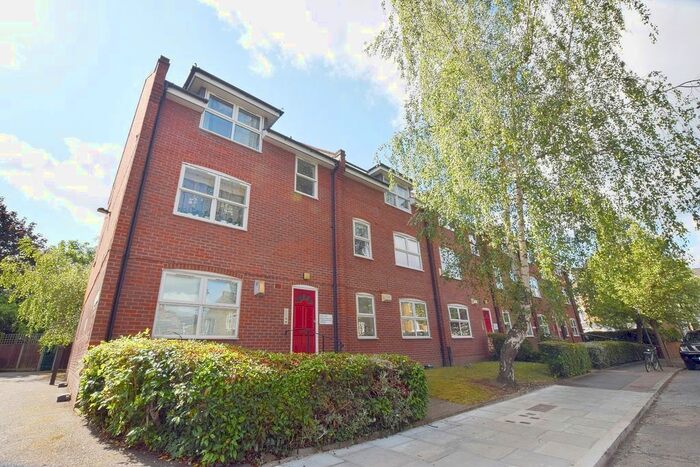 1 Bedroom Flat To Rent In Mcdowall Road, London, SE5