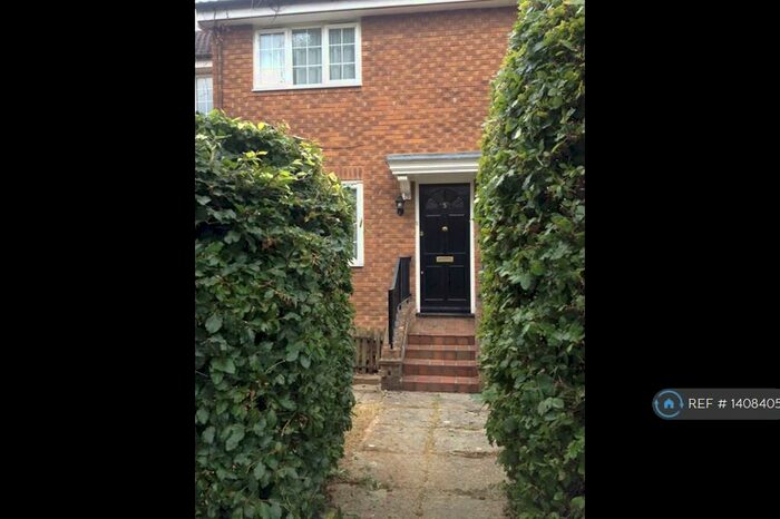 2 Bedroom Terraced House To Rent In Tempsford, Welwyn Garden City, AL7
