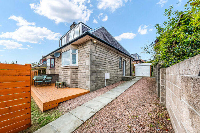 2 Bedroom Semi Detached House For Sale In Americanmuir Road, Dundee, DD3