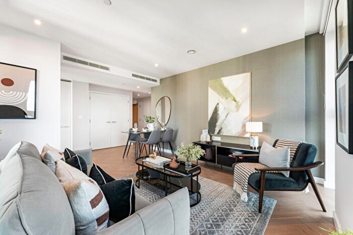 1 Bedroom Flat For Sale In One Thames Quay, Marsh Wall, E14