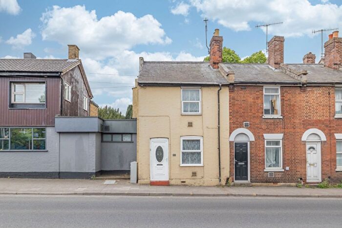 2 Bedroom End Of Terrace House For Sale In Military Road, Canterbury, Kent, CT1