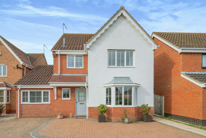 4 Bedroom Property To Rent In Orde Way, Hopton, Great Yarmouth, NR31