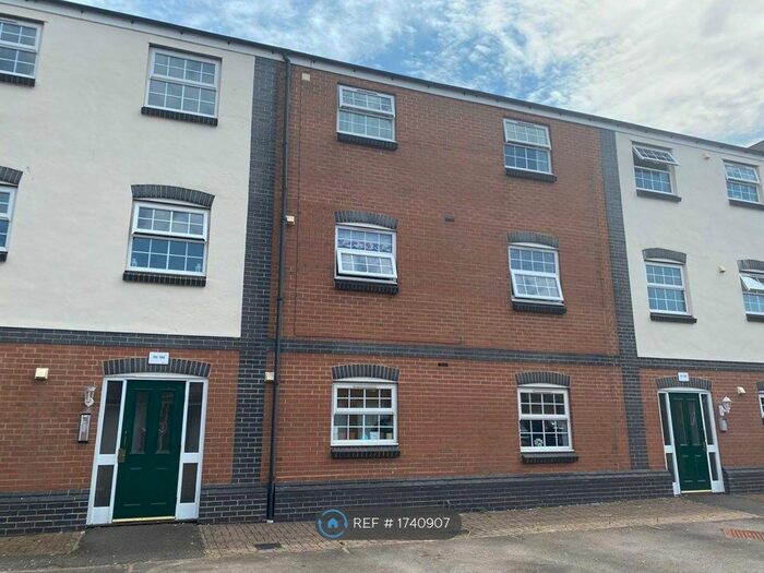 2 Bedroom Flat To Rent In St. Austell Way, Swindon, SN2