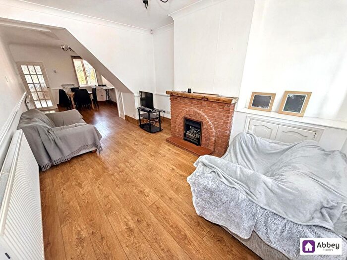 2 Bedroom Terraced House To Rent In Chestnut Road, Glenfield, LE3