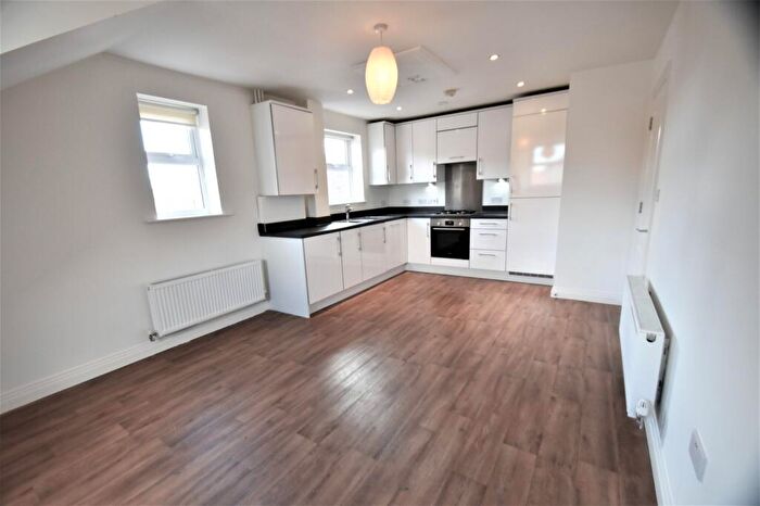 1 Bedroom Apartment For Sale In Germain Street, Chesham, Buckinghamshire, HP5