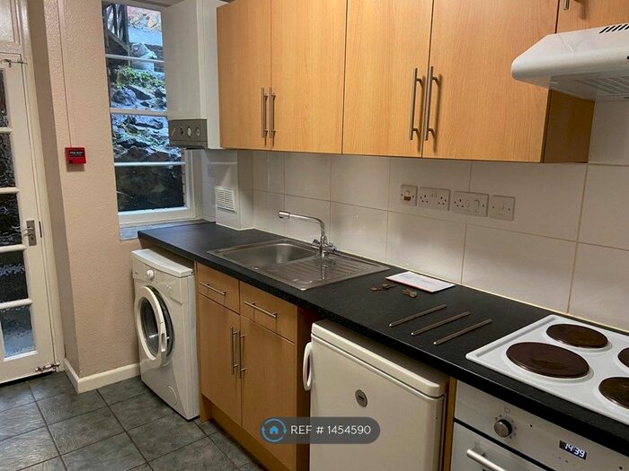 1 Bedroom Flat To Rent In Worrall Road, Bristol, BS8