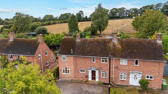 4 Bedroom Semi-Detached House For Sale In The Close, Hatherden, SP11