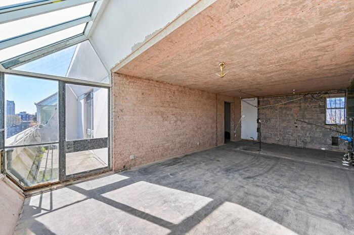 2 Bedroom Flat For Sale In Brunswick Centre, Bloomsbury, London, WC1N