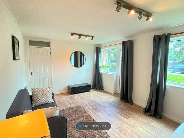 2 Bedroom Flat To Rent In Reid Way, King's Lynn, PE30