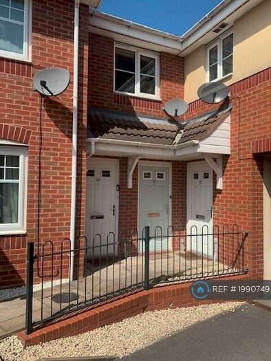 2 Bedroom Maisonette To Rent In Lychgate Close, Glascote, Tamworth, B77