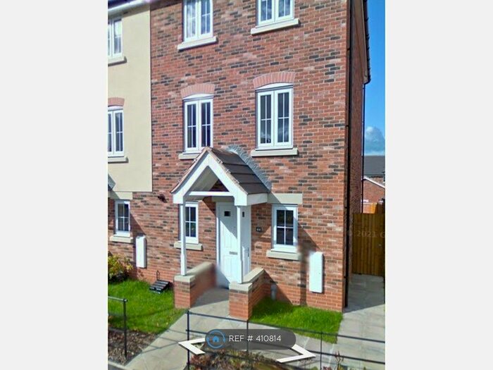 3 Bedroom Semi-Detached House To Rent In Parklands Drive, Crewe, CW2