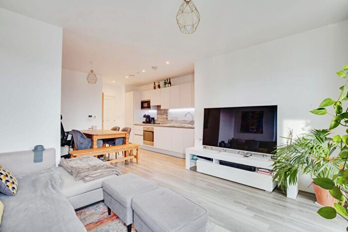 2 Bedroom Flat For Sale In Olympic Way, Wembley, HA9