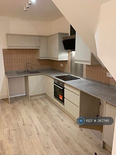 2 Bedroom Flat To Rent In Kinsale Road, Bristol, BS14